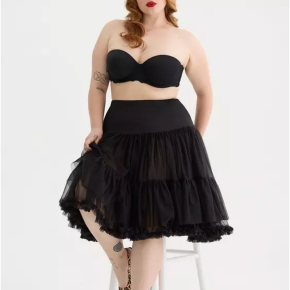 torrid Dresses & Skirts - 🆕️ TORRID BLACK RETRO CHIC CRINOLINE MIDI SKIRT - PLUS SIZE